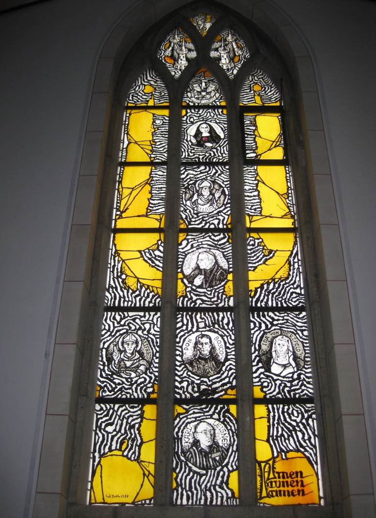 Essen Karl Leisner im Kirchenfenster von St. Dionysius im