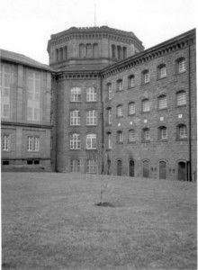 2013_11_09_ GefaegnisFreiburg