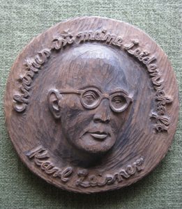 Modell für das Bronzerelief