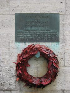 Berlin Gedenkstätte Hof Gedenktafel